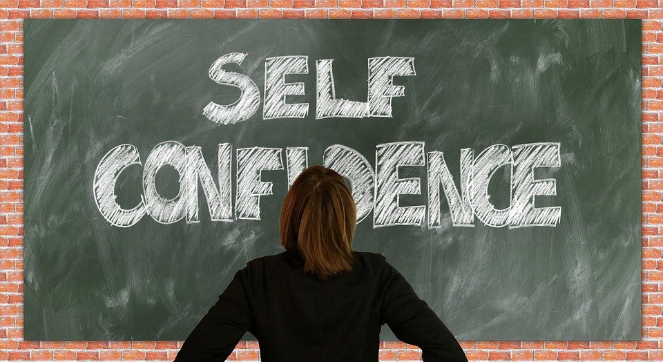 self-confidence tips